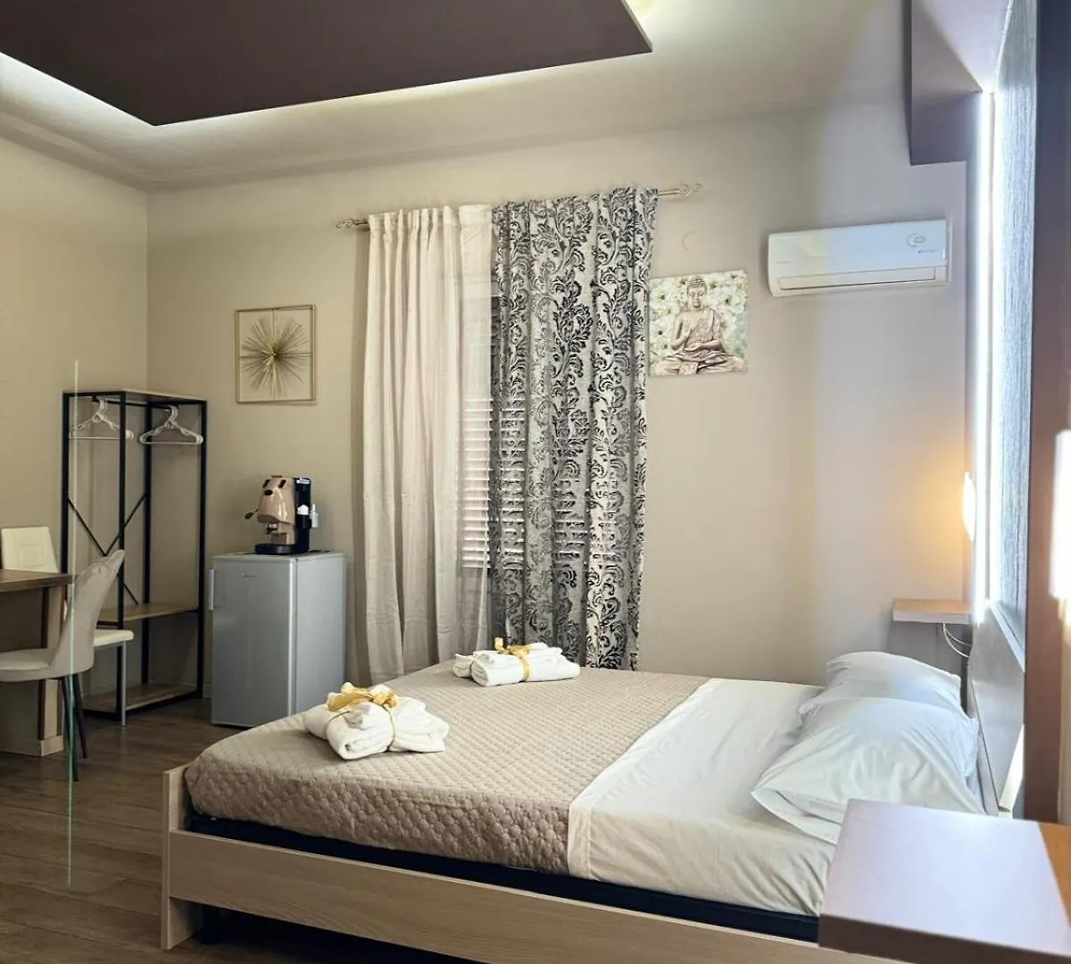 Bibi Rooms And Suite Palermo 0*,  İtalya