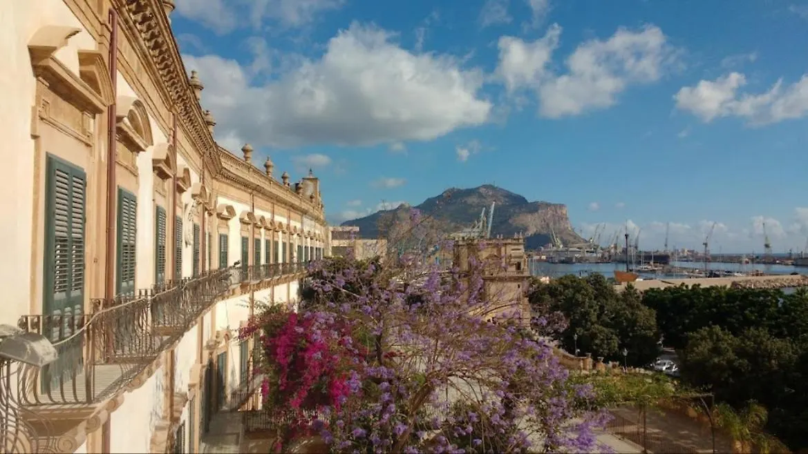 Konukevi Bibi Rooms And Suite Palermo İtalya